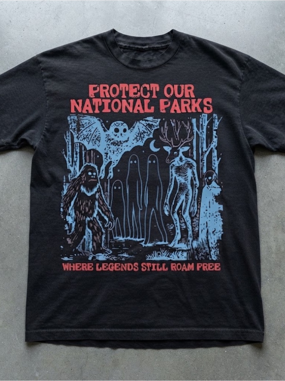 National Parks Graphic Tee Legends Roam Free Black Gildan T-shirt